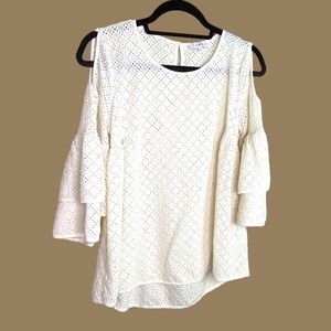 LUMIE Embroidered Top Round Neck 3/4 Length Sleeve Size M